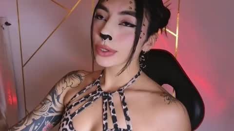holly online show from 2, 10, 2025