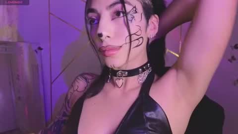 holly online show from 11, 10, 2025