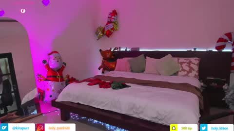 Kira Purrr online show from 8, 12, 2024