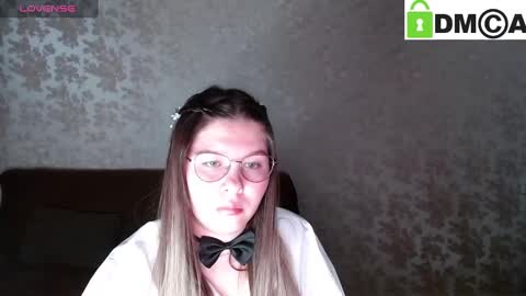 Welcome guys  Pleasure to see you all here  My name is MichaelaTip menu is active Private is open  online show from 19, 2, 2025