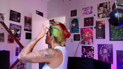   online show from 4, 2, 2025