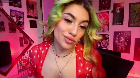   online show from 18, 2, 2025