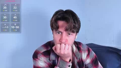 Snapshot of honestandrew chatting on 30, 11, 2025 Andrew online show from 30, 11, 2025