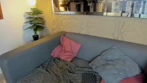 Snapshot of honey__monroe chatting on 1, 12, 2025 honey monroe online show from 1, 12, 2025