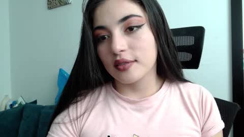 Honey Aynu online show from 3, 12, 2024