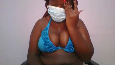 Snapshot of honey_beb chatting on 25, 9, 2025 honey_beb online show from 25, 9, 2025