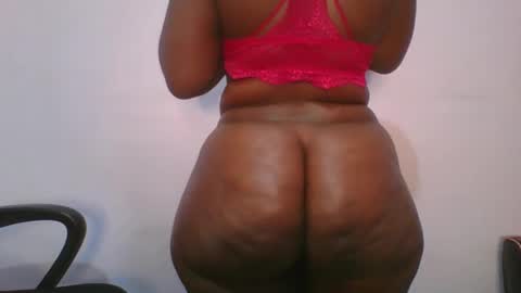 Snapshot of honey_beb chatting on 9, 10, 2025 honey_beb online show from 9, 10, 2025