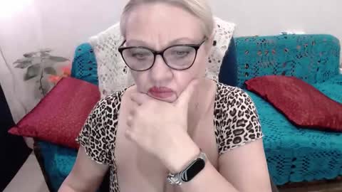 Honey Lady online show from 26, 1, 2025