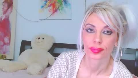 honey_lara online show from 17, 1, 2026