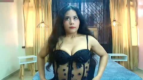 Honey Love online show from 11, 9, 2025