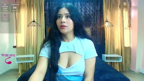 Honey Love online show from 15, 9, 2025