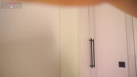 honey_pixie online show from 20, 9, 2025