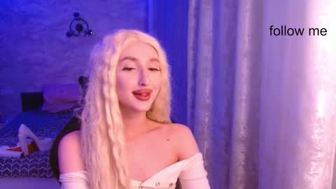 honey_sunset online show from 23, 10, 2025