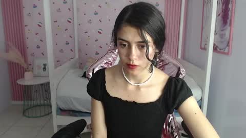 HONEY  online show from 7, 1, 2025