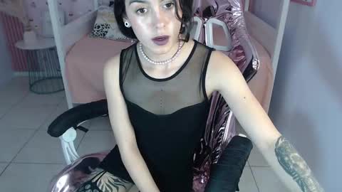 HONEY  online show from 20, 1, 2025
