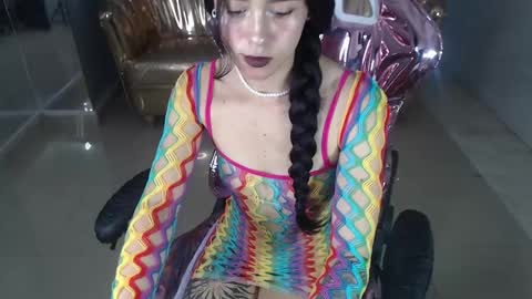 HONEY  online show from 26, 2, 2025