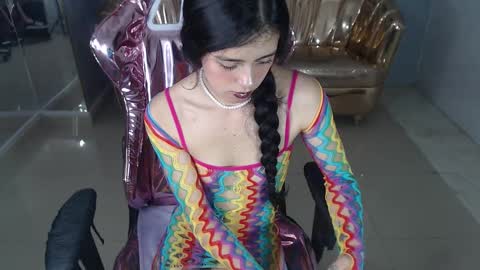 HONEY  online show from 26, 2, 2025