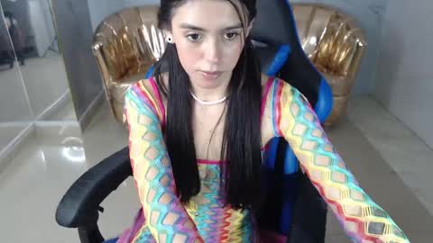 HONEY  online show from 8, 3, 2025