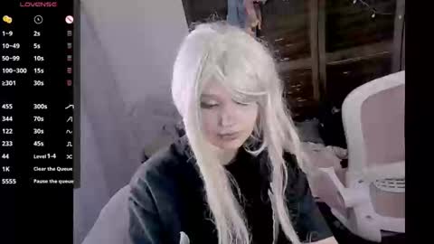 Honey Apple Alaska online show from 20, 10, 2025