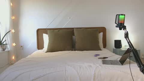 honeybbxx online show from 8, 3, 2025