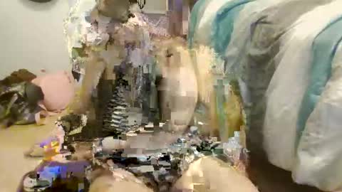 Snapshot of honeybear19 chatting on 23, 10, 2025 HoneyBear online show from 23, 10, 2025