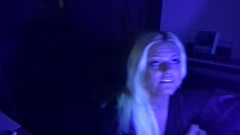 honeybuhnny online show from 27, 2, 2026