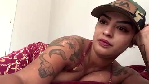 honeycutt1993 online show from 14, 1, 2026