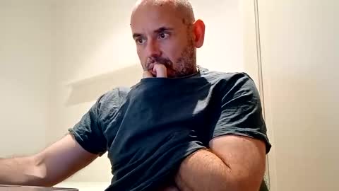 Snapshot of honeydaddyforyou chatting on 28, 2, 2025 honeydaddyforyou online show from 28, 2, 2025