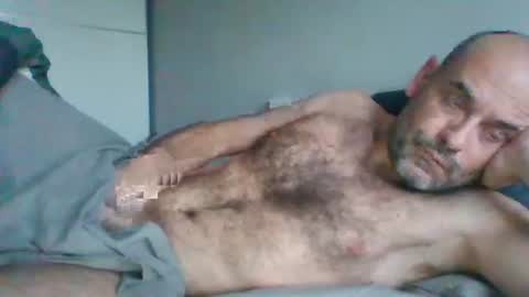 Snapshot of honeydaddyforyou chatting on 8, 3, 2025 honeydaddyforyou online show from 8, 3, 2025