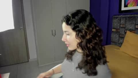 honeydesiree online show from 4, 2, 2026