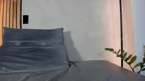 Sofia independent model online show from 9, 1, 2026