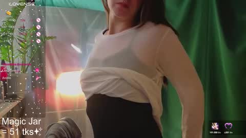 Molly  online show from 15, 9, 2025