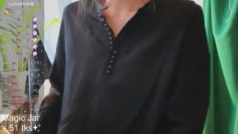 Molly  online show from 14, 10, 2025