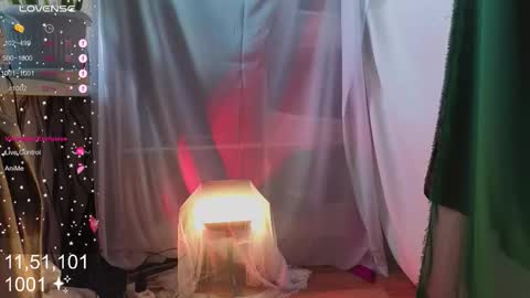 Molly  online show from 20, 10, 2025