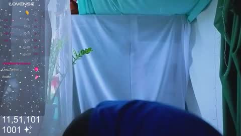 Molly  online show from 23, 10, 2025