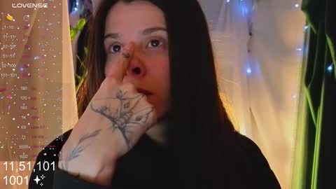 Molly  online show from 26, 10, 2025