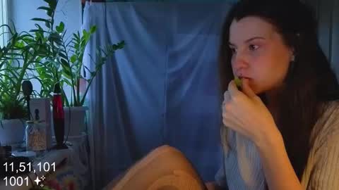 Molly  online show from 14, 11, 2025