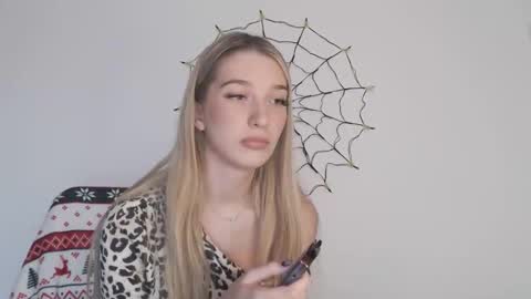 Snapshot of honeyveil chatting on 31, 10, 2025 honeyveil online show from 31, 10, 2025