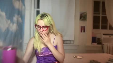 Snapshot of honeyxlimbed chatting on 18, 9, 2025 Emi Rose online show from 18, 9, 2025