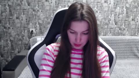 Nancy online show from 2, 12, 2024