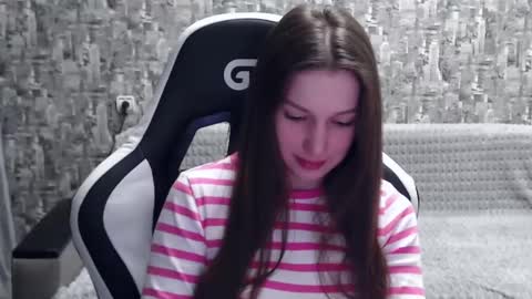 Nancy online show from 2, 12, 2024
