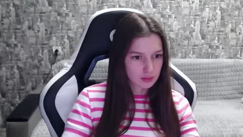 Nancy online show from 3, 12, 2024