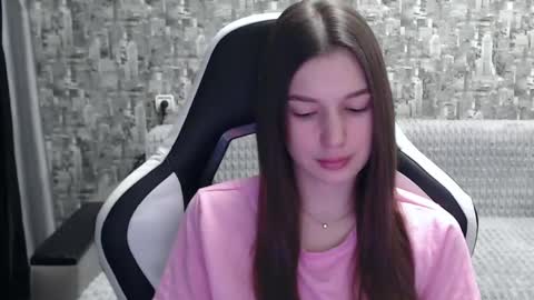 Nancy online show from 26, 1, 2025