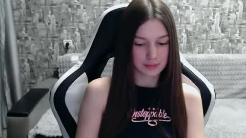 Nancy online show from 25, 2, 2025