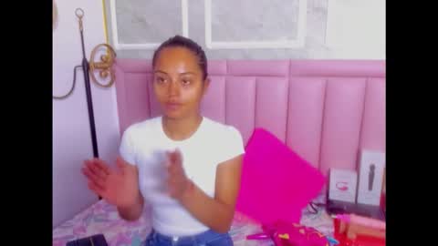 holly online show from 16, 3, 2026