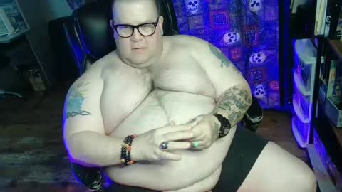 Snapshot of hoosierdaddyxl chatting on 29, 9, 2025 Sir online show from 29, 9, 2025