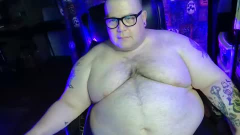 Snapshot of hoosierdaddyxl chatting on 15, 10, 2025 Sir online show from 15, 10, 2025