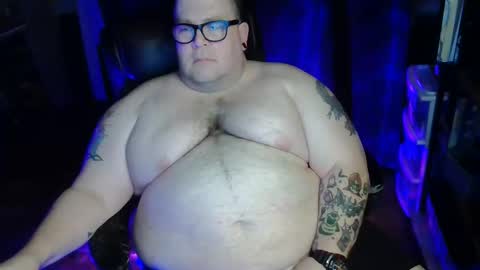 Snapshot of hoosierdaddyxl chatting on 14, 12, 2025 Sir online show from 14, 12, 2025