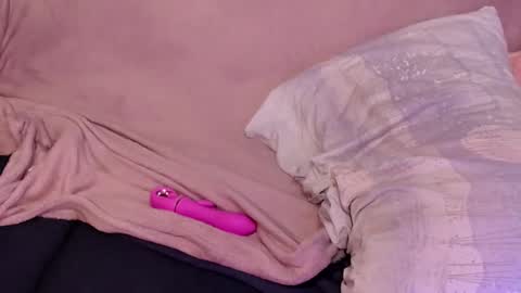 Snapshot of horndemonroxy chatting on 27, 1, 2025 Roxy online show from 27, 1, 2025