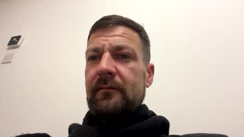 Snapshot of horndog1990123 chatting on 18, 10, 2025 horndog1990123 online show from 18, 10, 2025